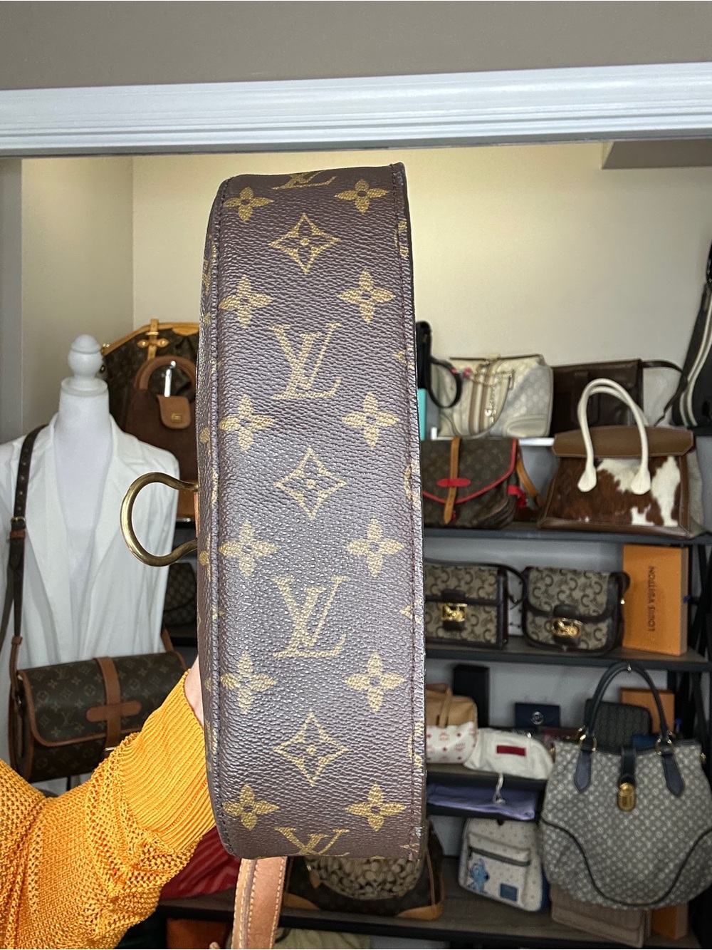 Louis Vuitton Monogram Saint Cloud GM Shoulder Bag with COA 1991 TH0931 - Picture 7 of 17